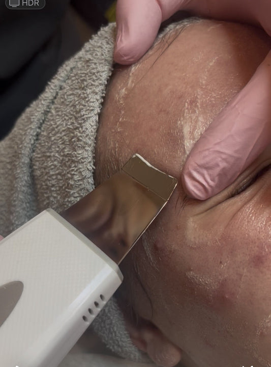 The Ultrasonic Skin Spatula